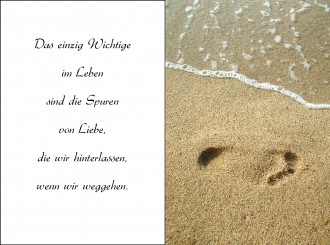 18056 Sterbebild Fußspuren im Sand 