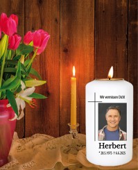 Kreuz ➥ Gedenkkerze mit Teelichthalter 